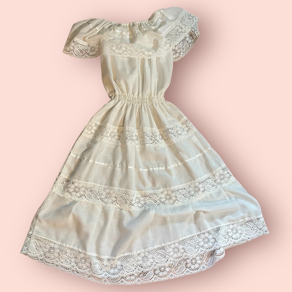 70’s Handmade Elegant Off-Shoulder Lace Dress